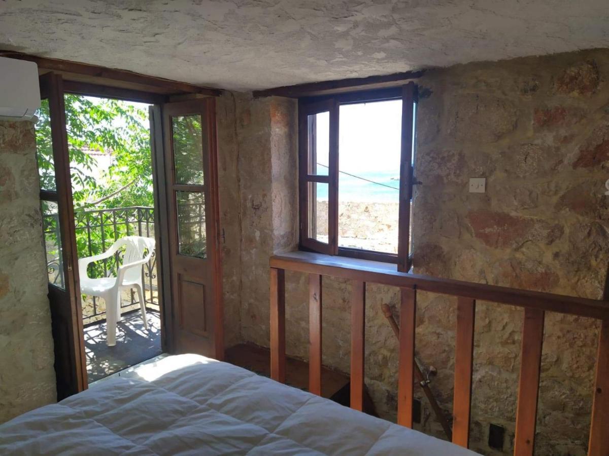 Rosalia Apartments Chalki Town Exterior foto